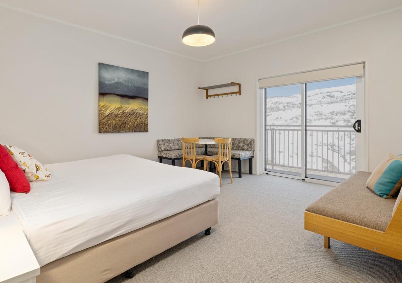 Guthega Inn Perisher Valley Buitenkant foto